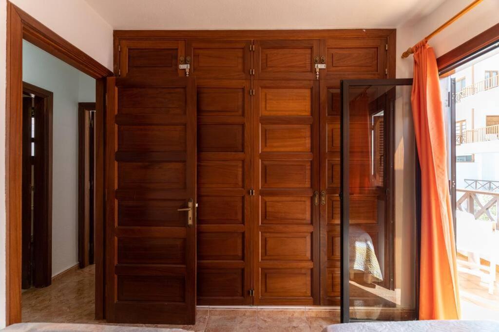 Apartamento Con 2 Terrazas En Los Cristianos ลอส กริสเตียนอส ภายนอก รูปภาพ