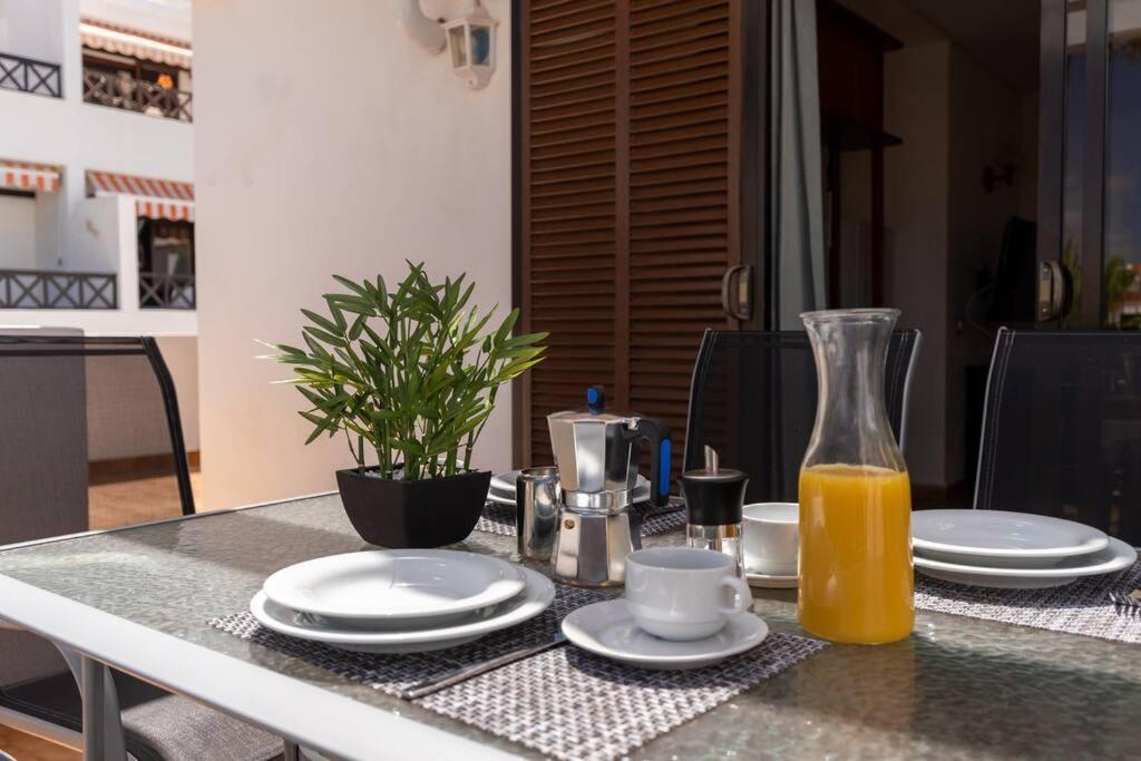Apartamento Con 2 Terrazas En Los Cristianos ลอส กริสเตียนอส ภายนอก รูปภาพ